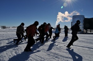 Runners begin the South Pole Marathon.